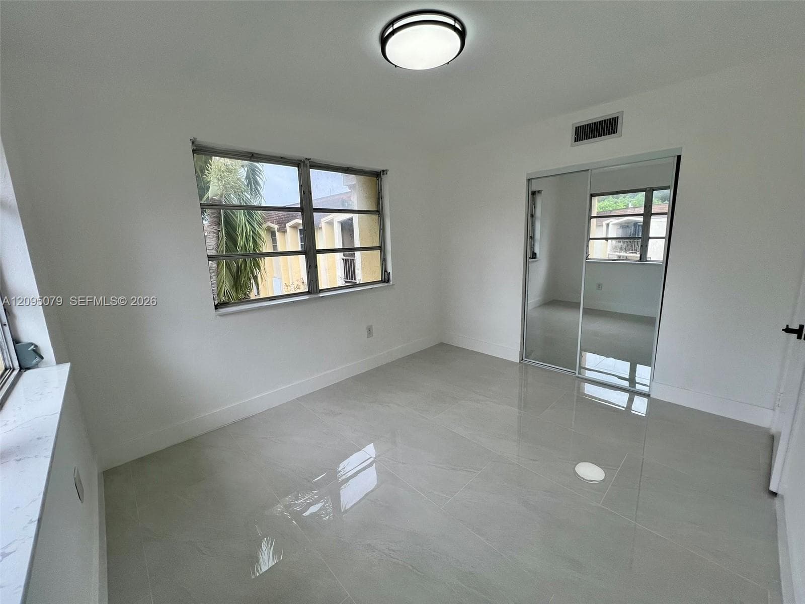 LAKEWOOD VILLAS CONDO · #C211 in Miami - Photo 33