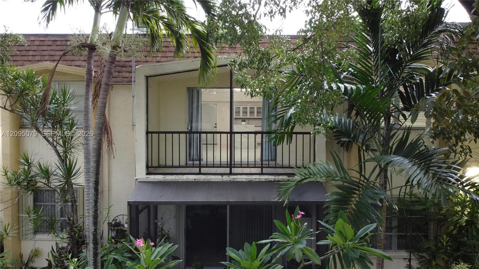 LAKEWOOD VILLAS CONDO · #C211 in Miami - Photo 41