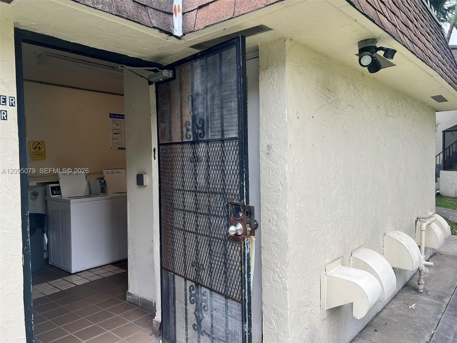 LAKEWOOD VILLAS CONDO · #C211 in Miami - Photo 55