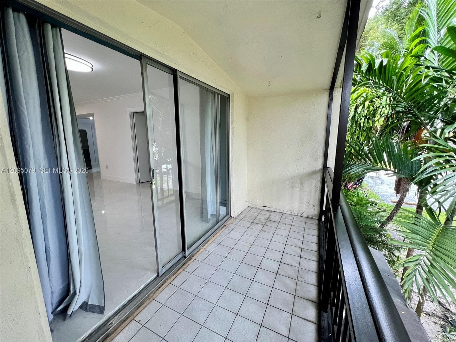 LAKEWOOD VILLAS CONDO · #C211 in Miami - Photo 40