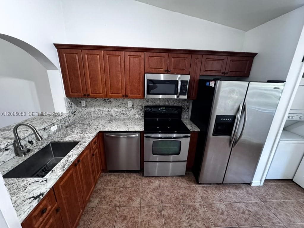 Venetia Gardens South Con · #203-30 in Homestead - Photo 5