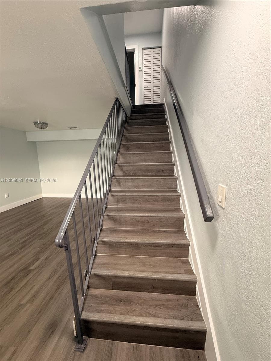 420 NE 18th Ave #5 photo 5