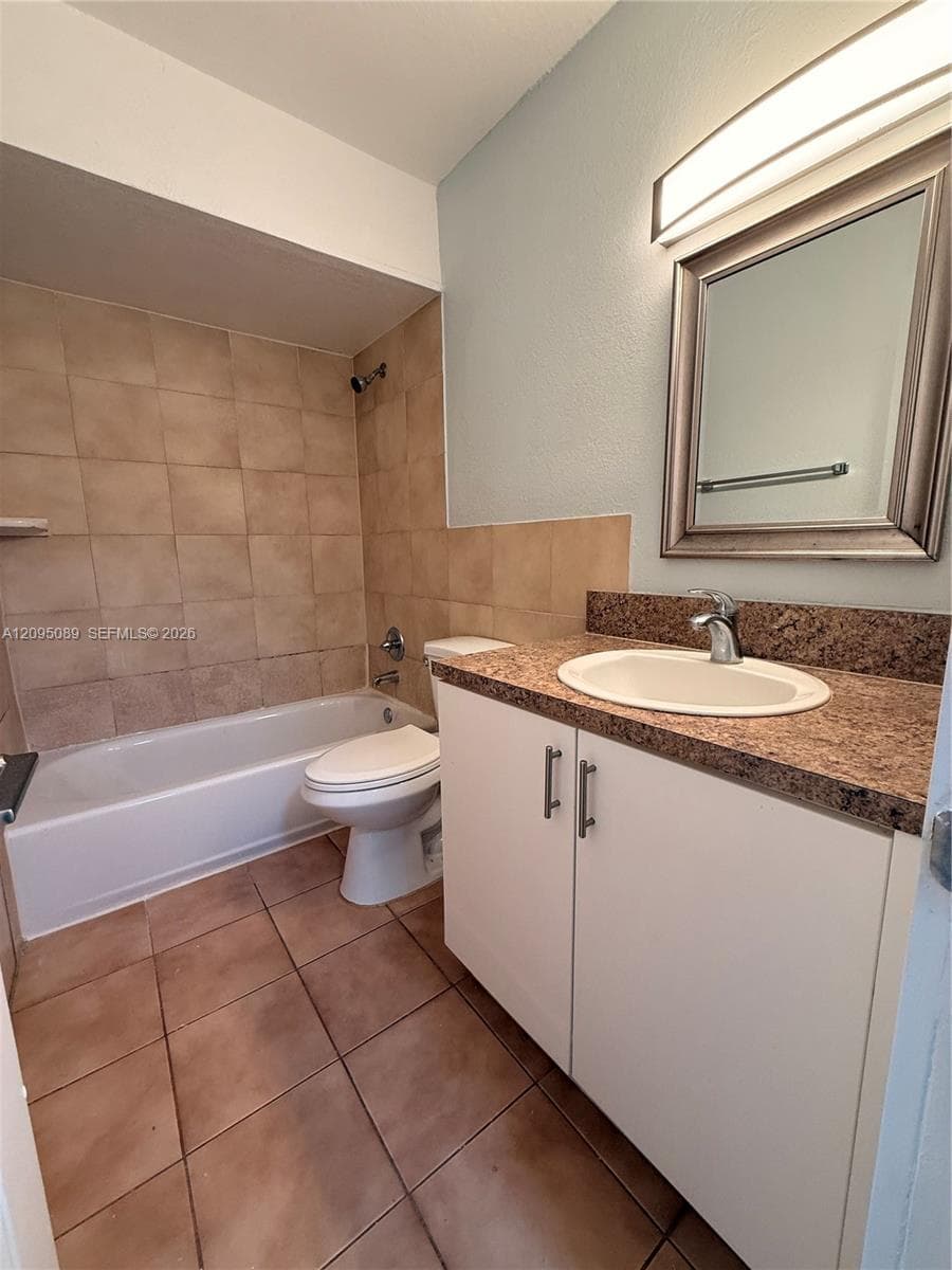 420 NE 18th Ave #5 photo 10