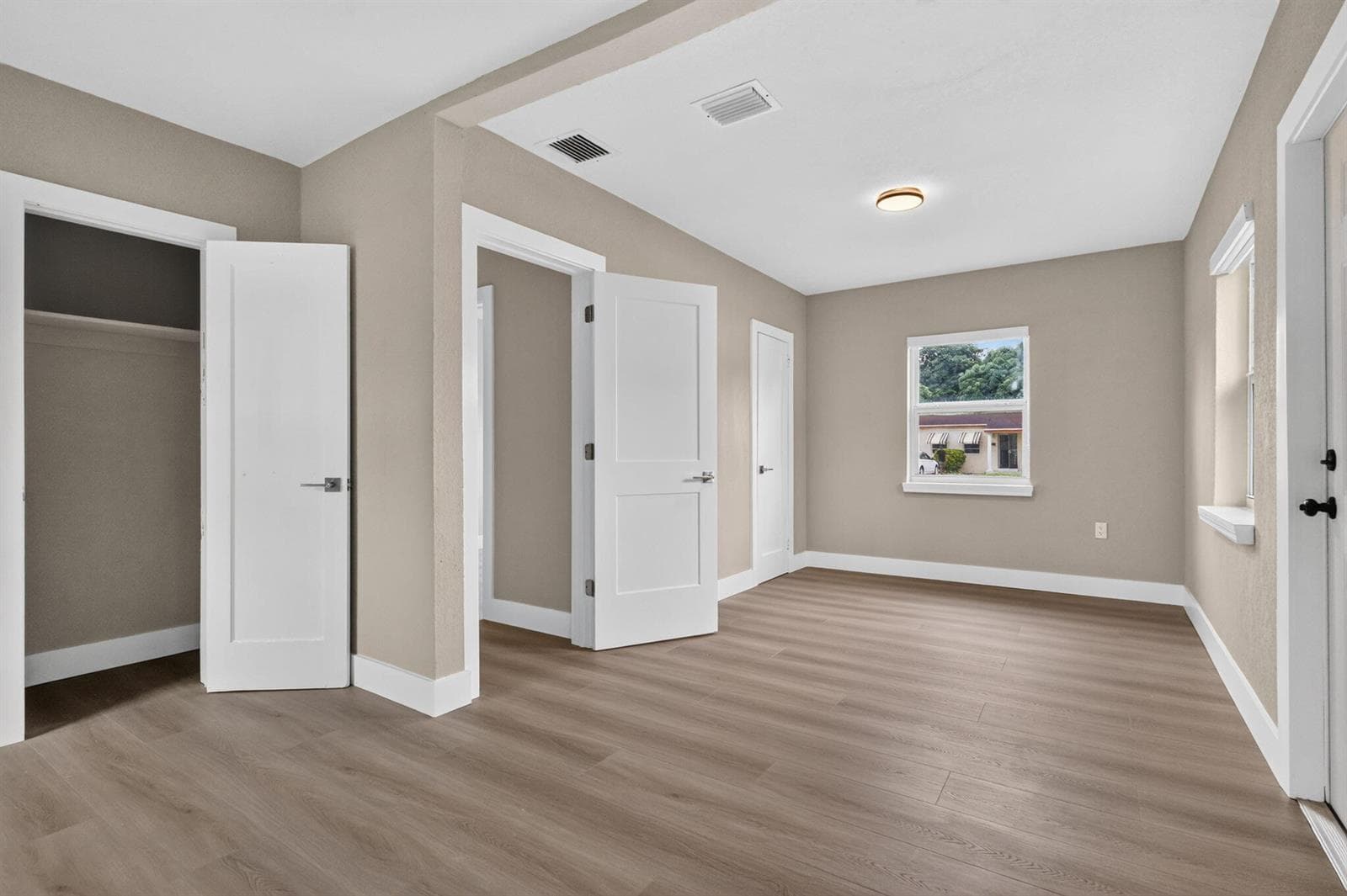 25-web-or-mls-8H3A4887