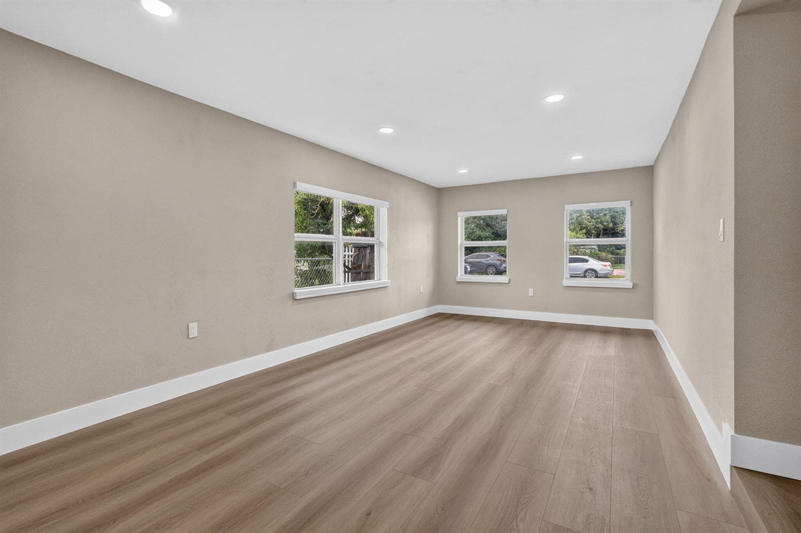 16-web-or-mls-8H3A4834