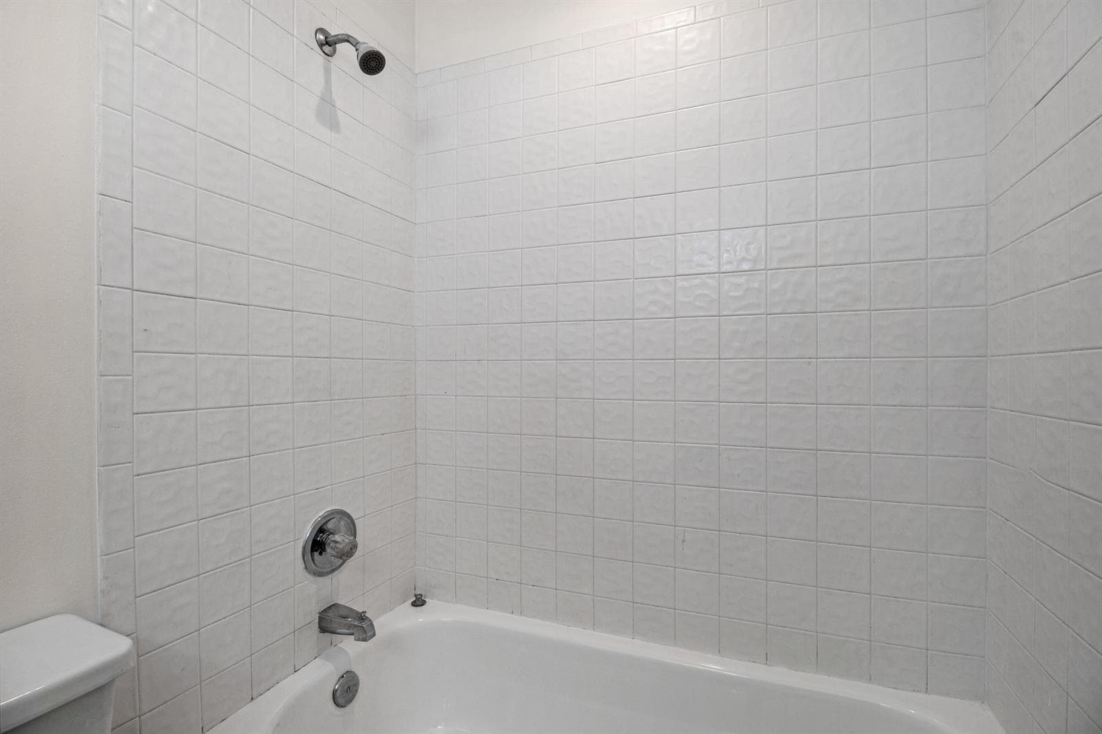 21_accutour_690 se 23rd ave apt 3 -026