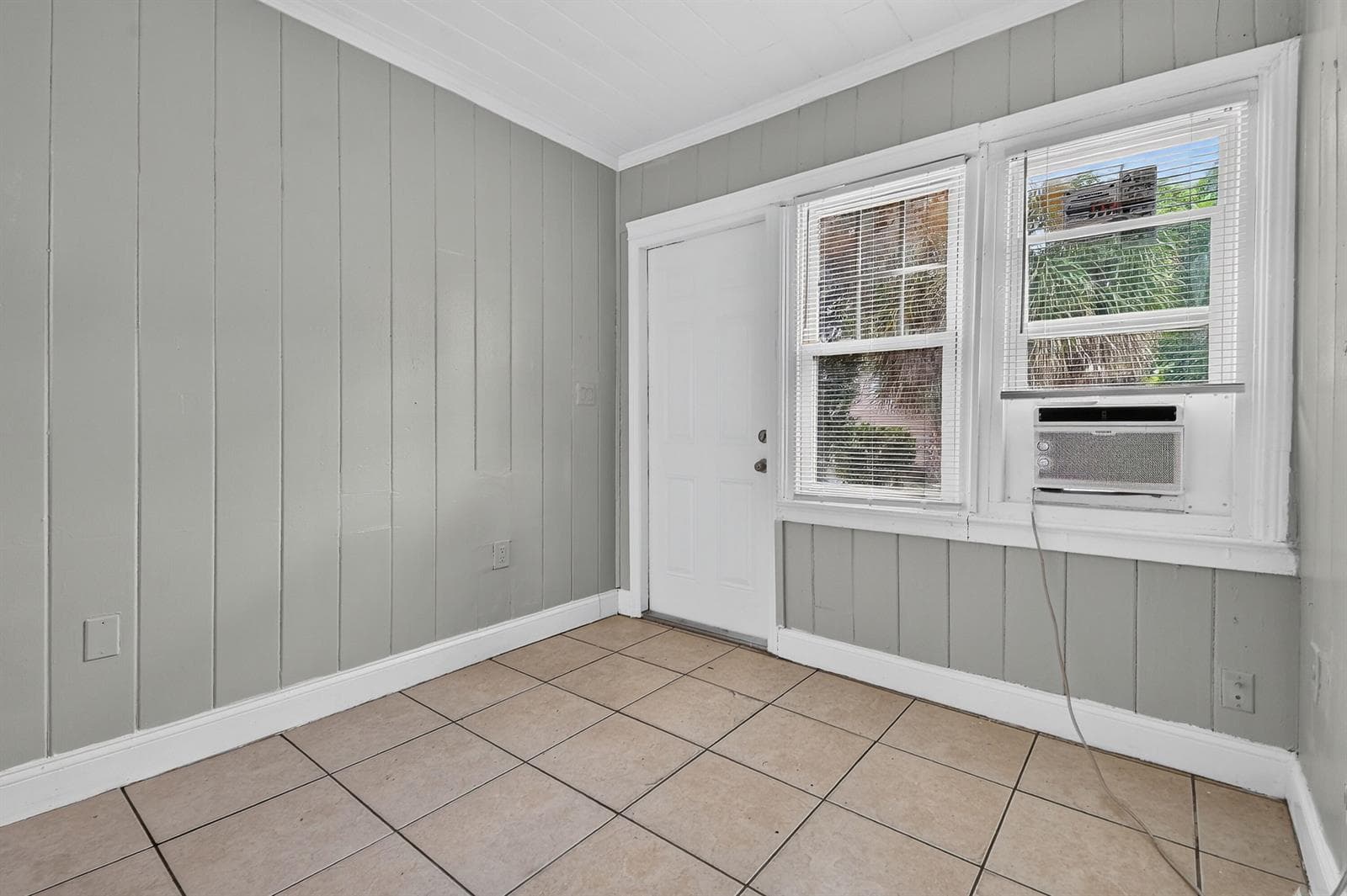 8877thSt-Unit201(3)