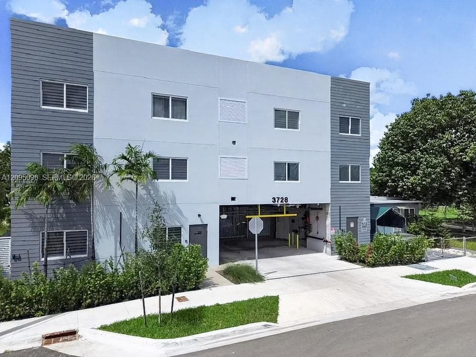 GARDEN CITY · #207 in Miami - Photo 2