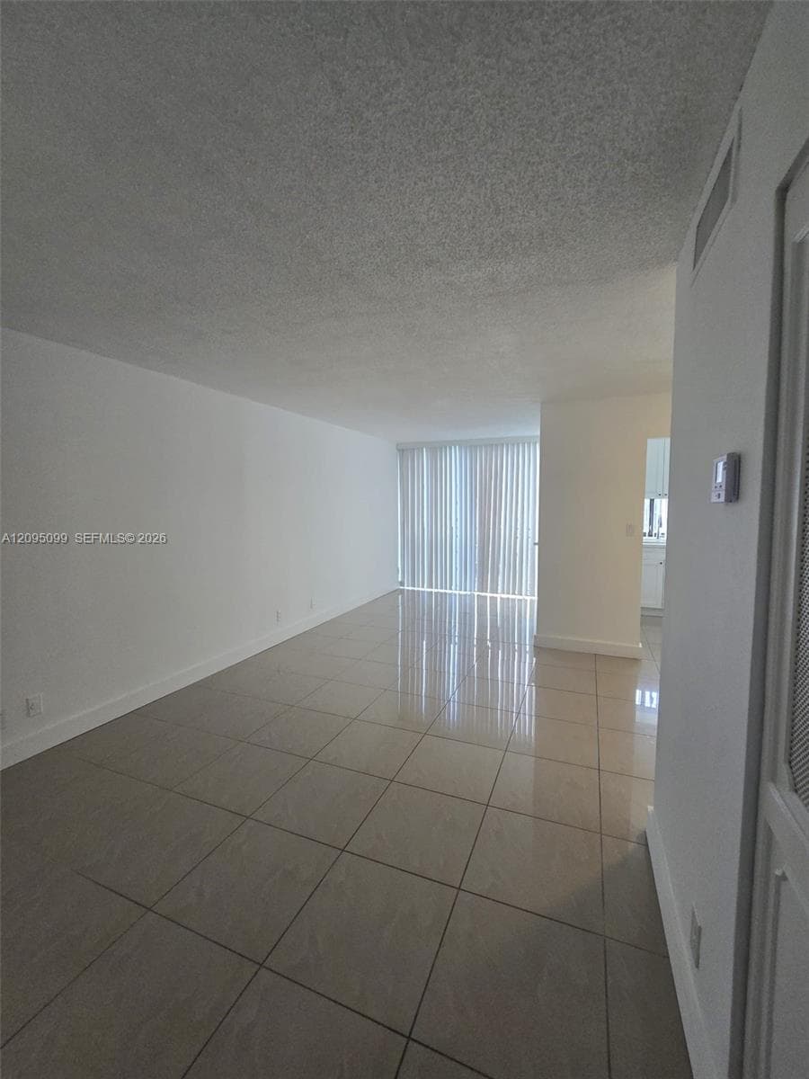 PLAZA OF AMERICAS CONDO P · #815 in Sunny Isles Beach - Photo 27