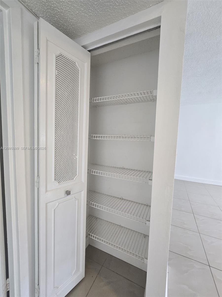 PLAZA OF AMERICAS CONDO P · #815 in Sunny Isles Beach - Photo 26