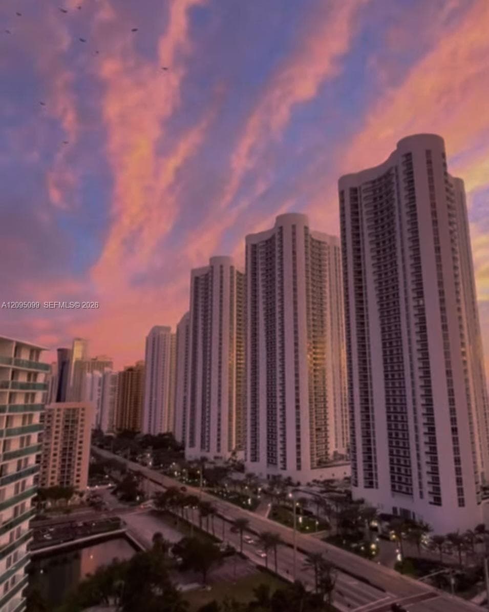 PLAZA OF AMERICAS CONDO P · #815 in Sunny Isles Beach - Photo 3