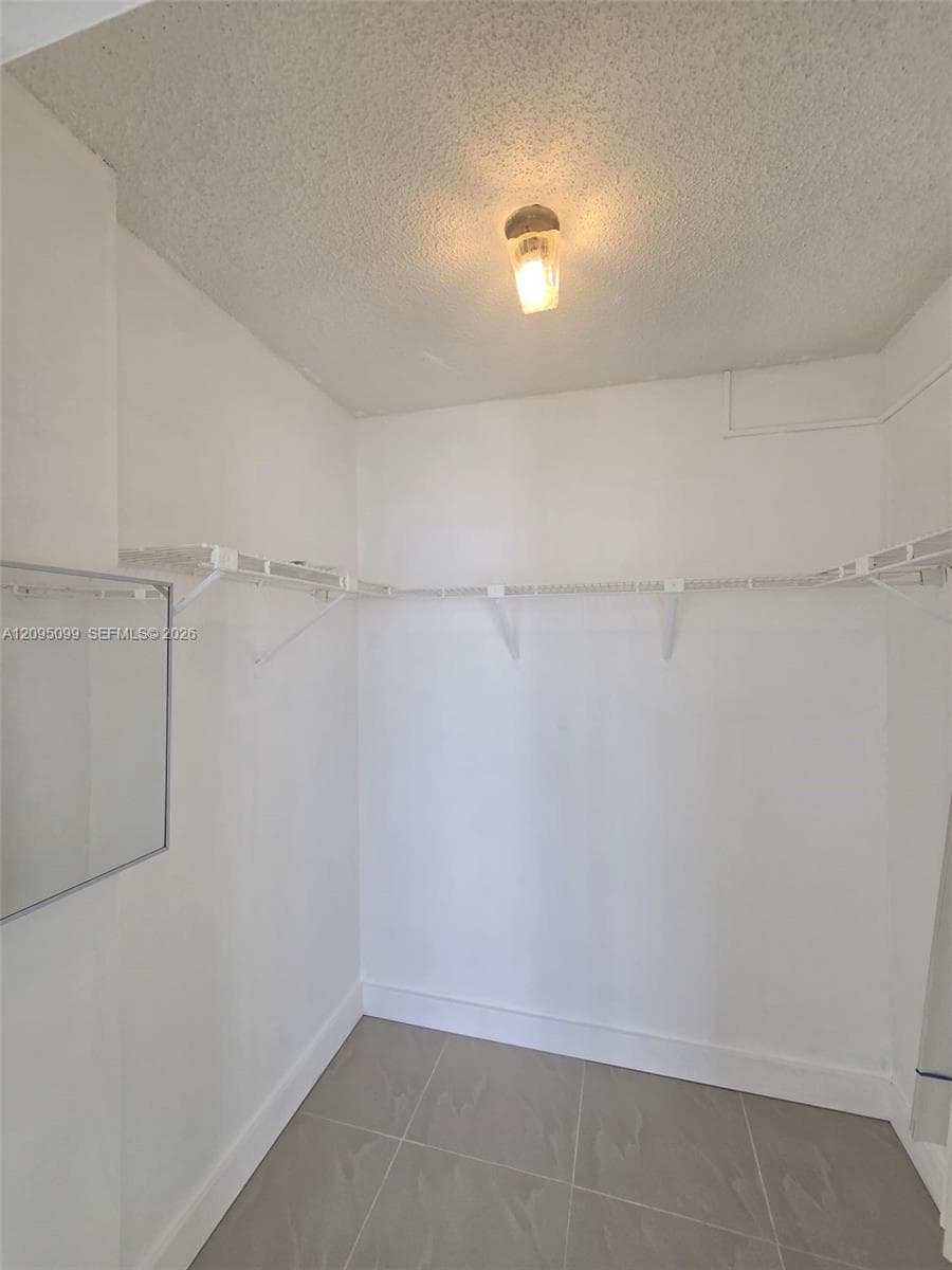 PLAZA OF AMERICAS CONDO P · #815 in Sunny Isles Beach - Photo 24