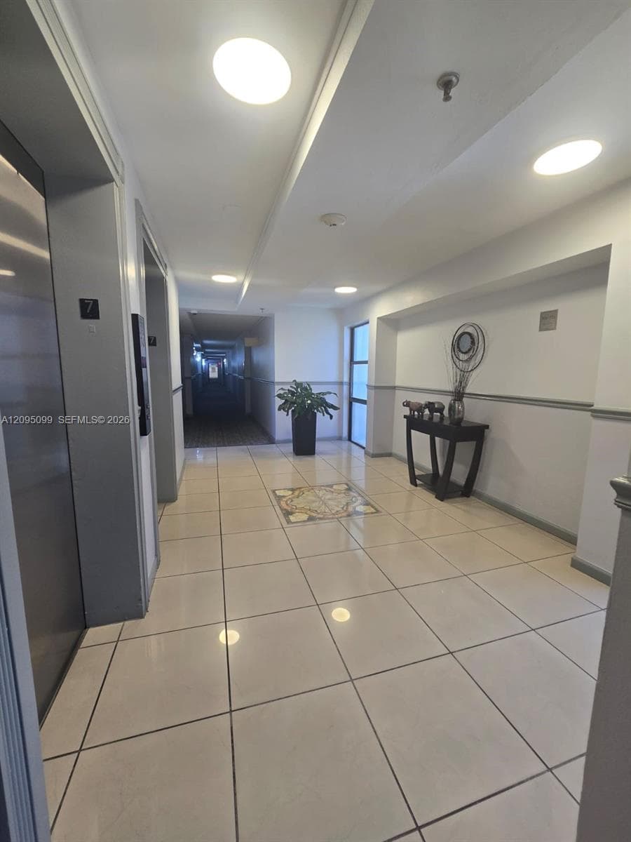 PLAZA OF AMERICAS CONDO P · #815 in Sunny Isles Beach - Photo 11