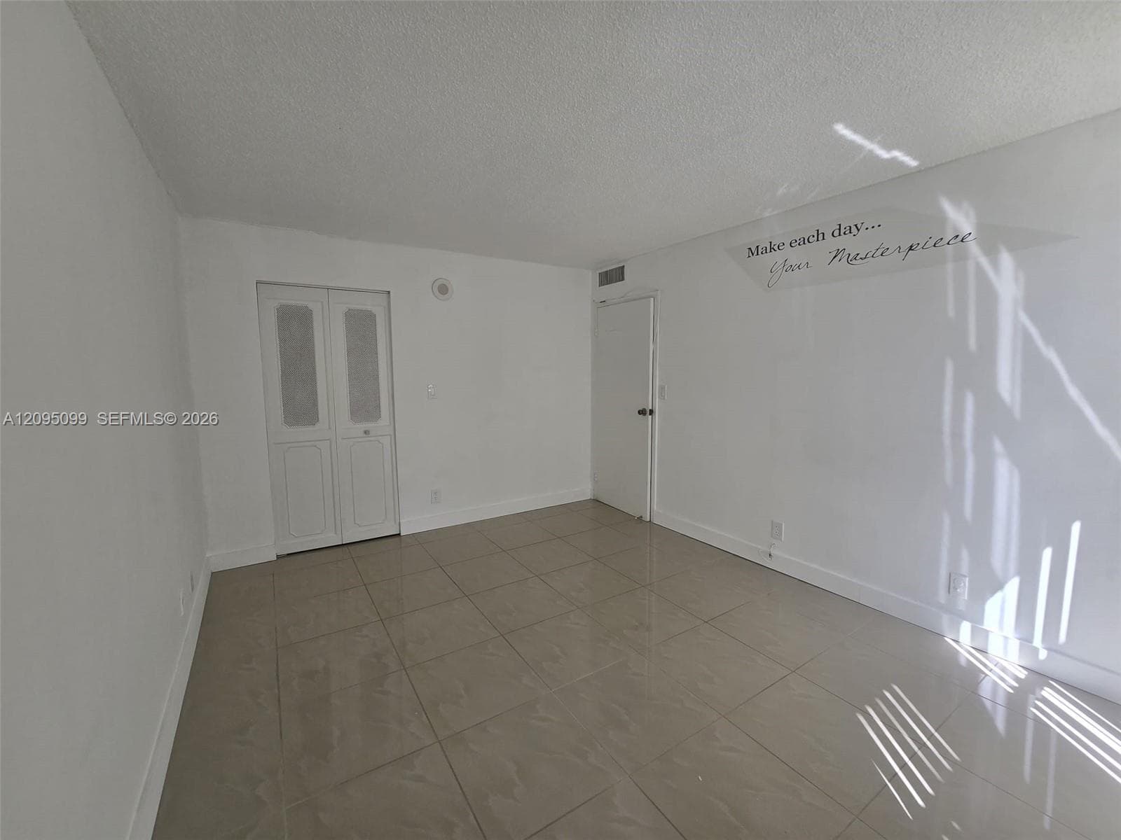 PLAZA OF AMERICAS CONDO P · #815 in Sunny Isles Beach - Photo 21