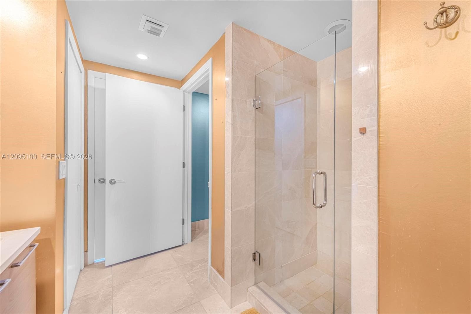 Jade Beach · #1403 in Sunny Isles Beach - Photo 22