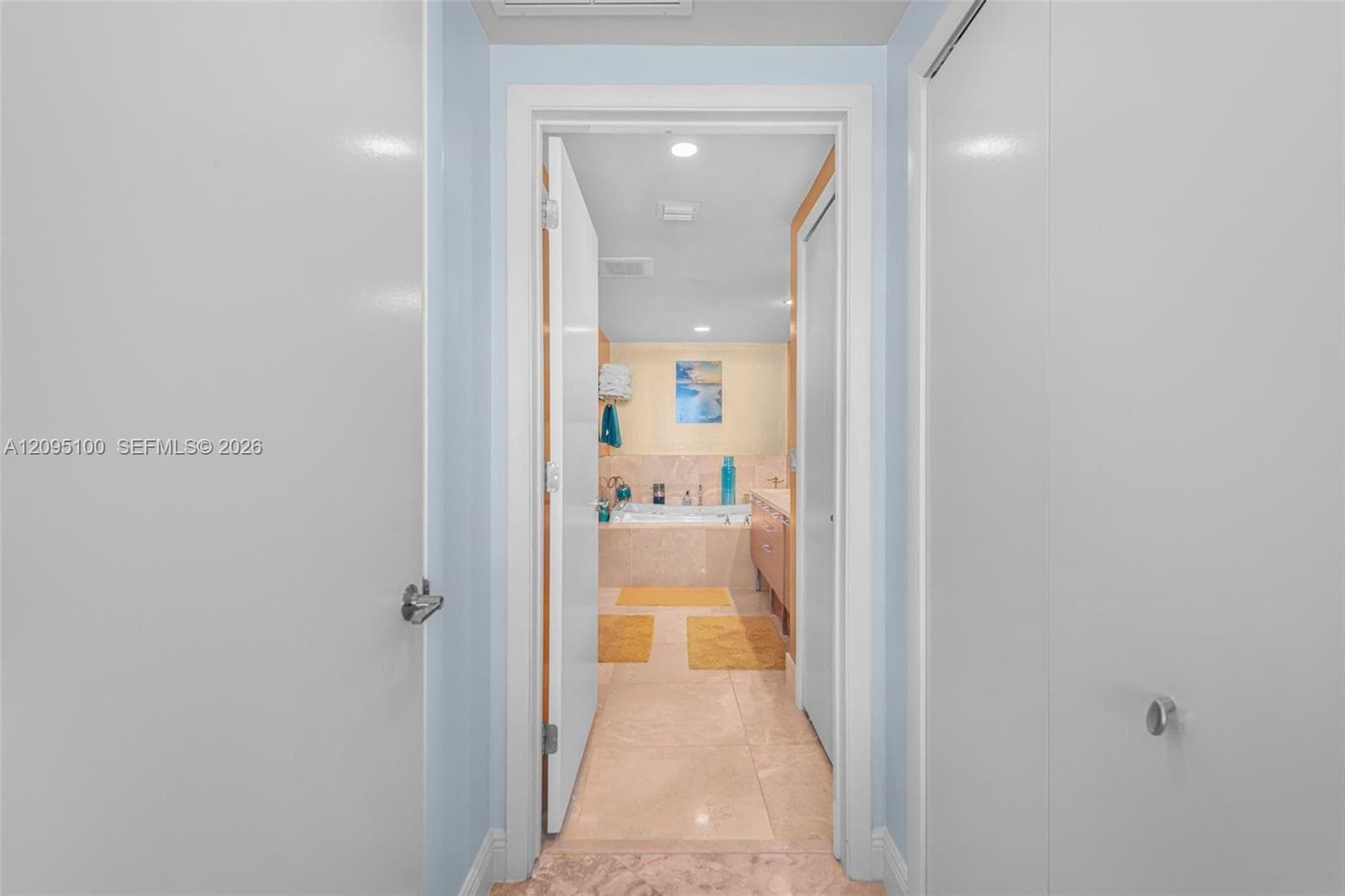 Jade Beach · #1403 in Sunny Isles Beach - Photo 20