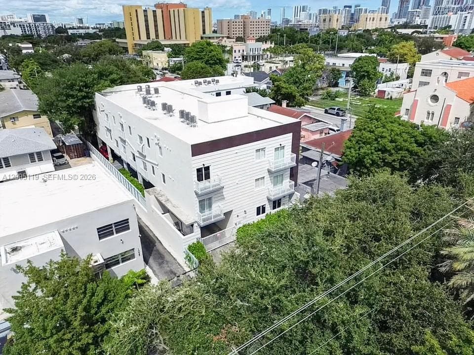 LAWRENCE ESTATE LAND CO · #201 in Miami - Photo 17