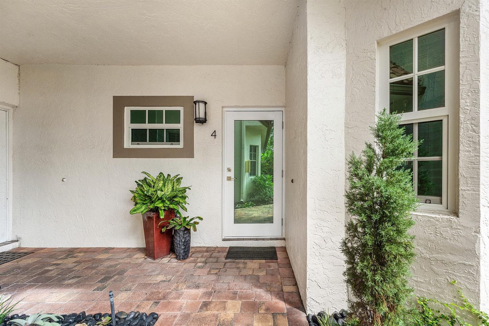003-620Northeast9thAvenue-4-FortLauderda