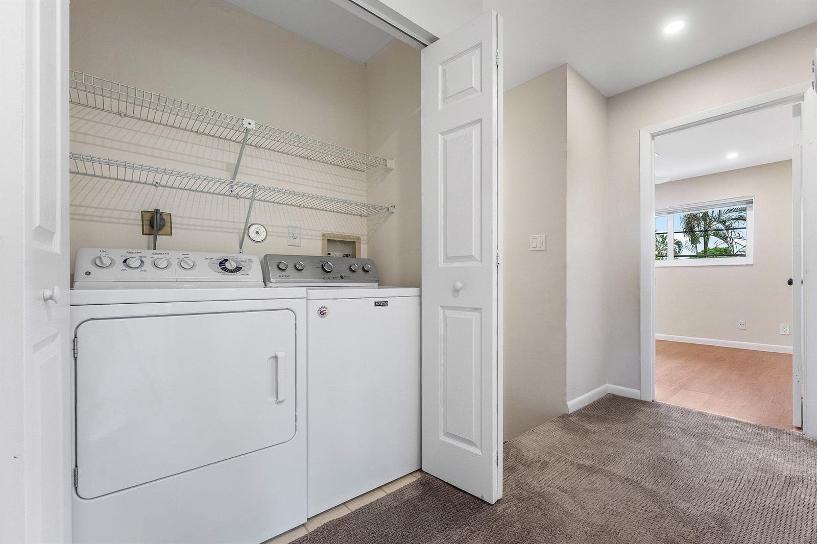 028-620Northeast9thAvenue-4-FortLauderda