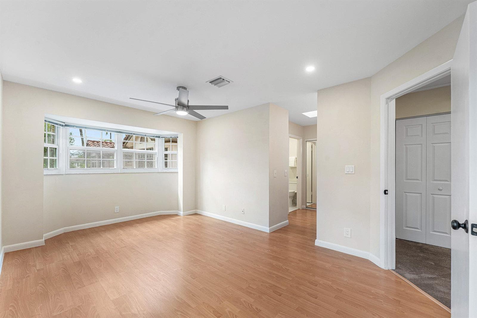 022-620Northeast9thAvenue-4-FortLauderda
