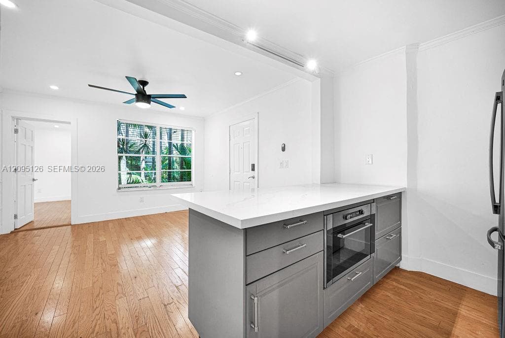 EVERGLADES SOUTH CONDO · #106 in Miami Beach - Photo 3
