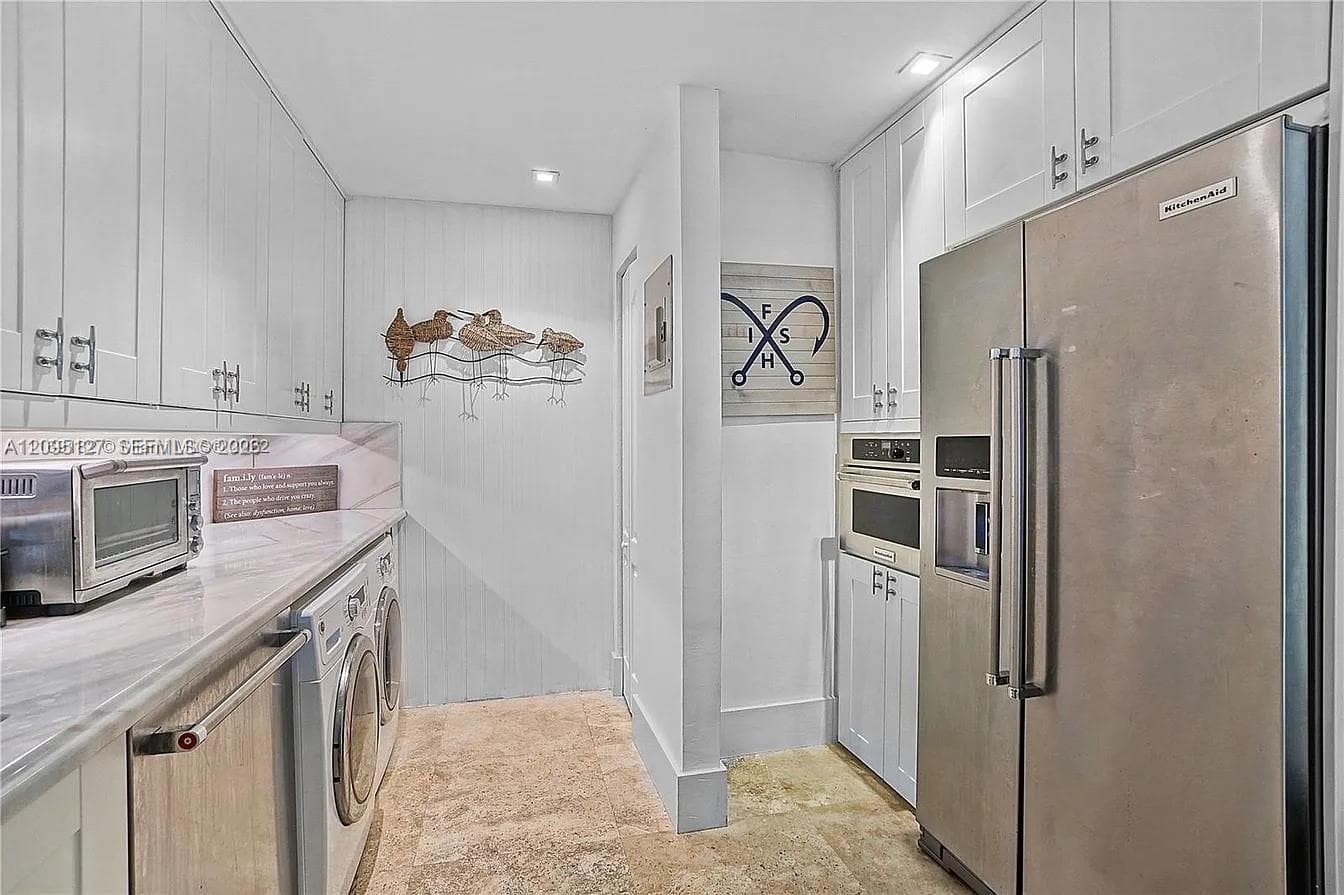 GABLES HARBOUR CONDO APTS · #211 in Coral Gables - Photo 11