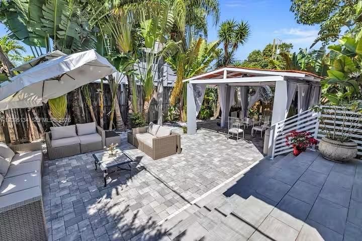 2263 SW 12th St photo 9