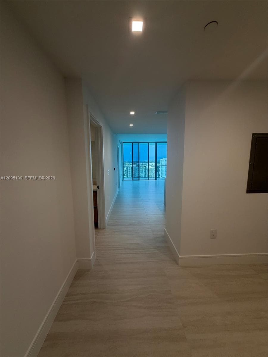 One Park Tower · #2409 in North Miami - Photo 2