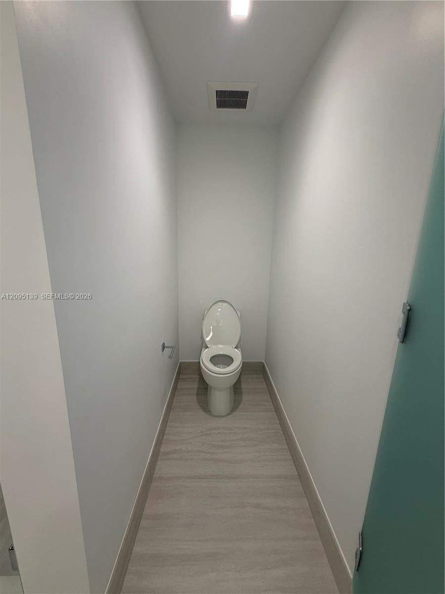 One Park Tower · #2409 in North Miami - Photo 11