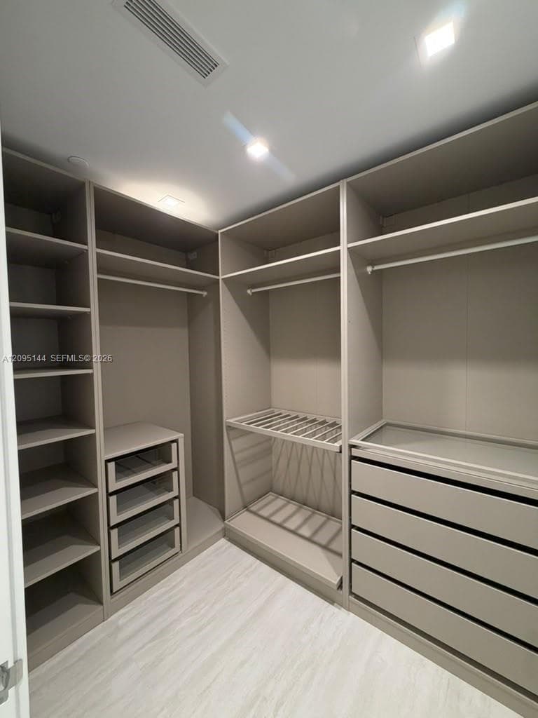 One Park Tower · #2911 in North Miami - Photo 22