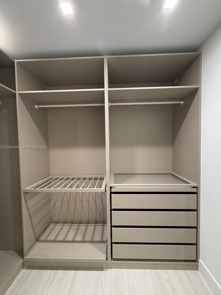 One Park Tower · #2911 in North Miami - Photo 20