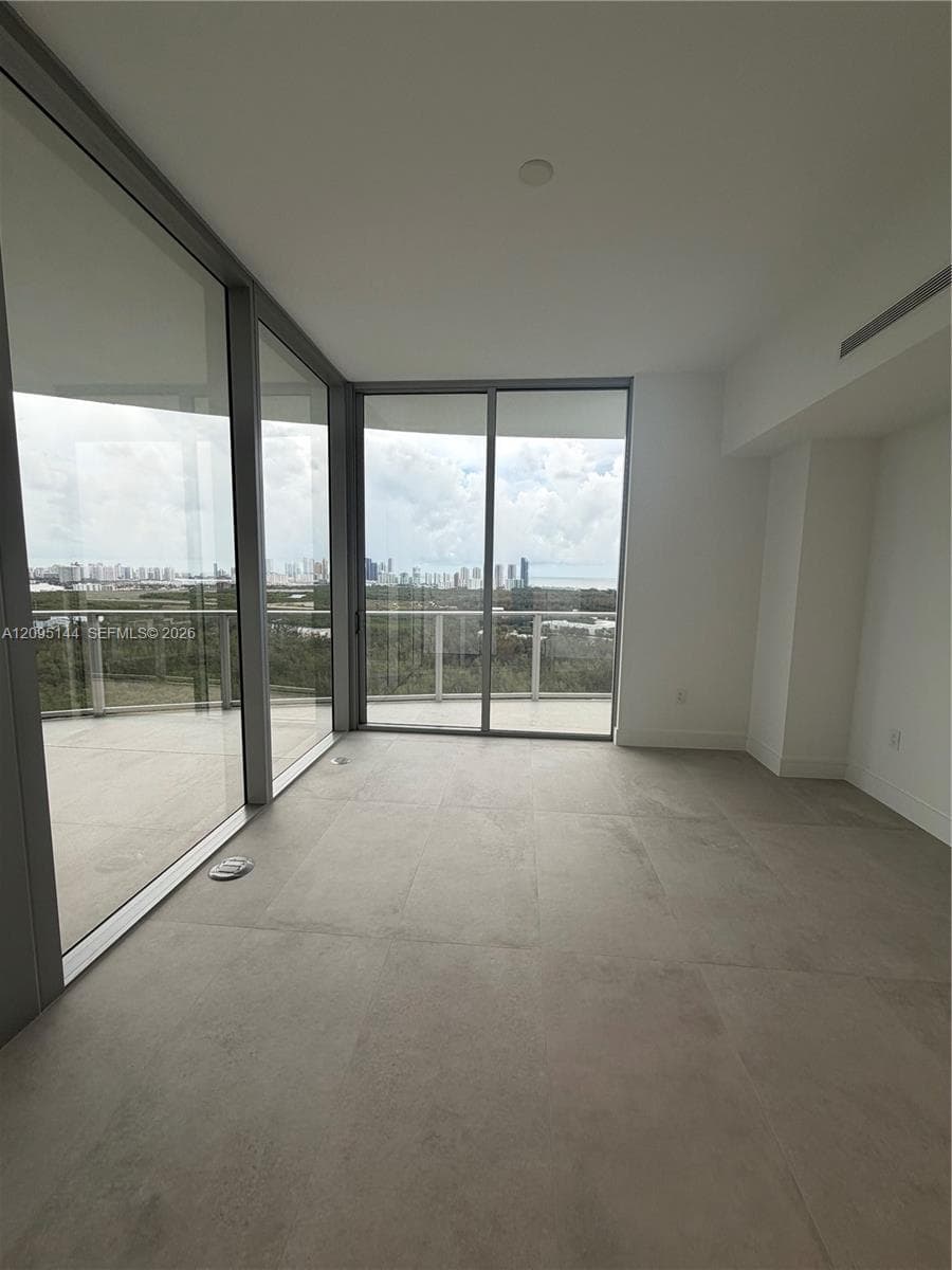 One Park Tower · #2911 in North Miami - Photo 9