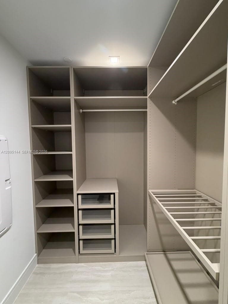 One Park Tower · #2911 in North Miami - Photo 21