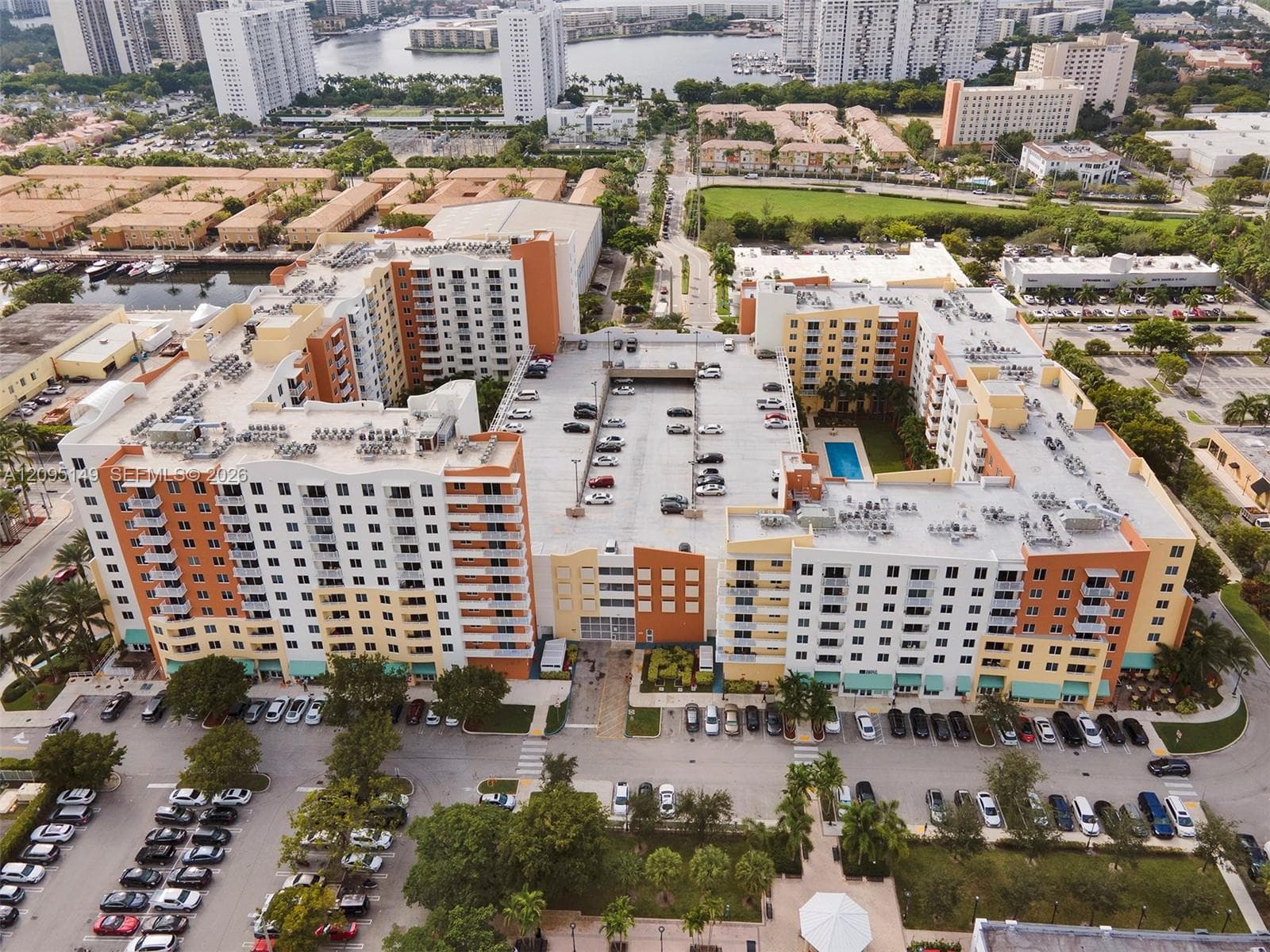 VENTURE AT AVENTURA WEST · #623 in Aventura - Photo 52