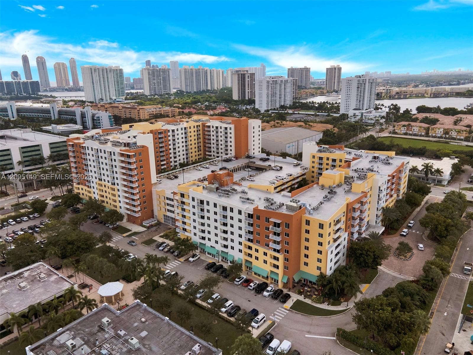 VENTURE AT AVENTURA WEST · #623 in Aventura - Photo 49