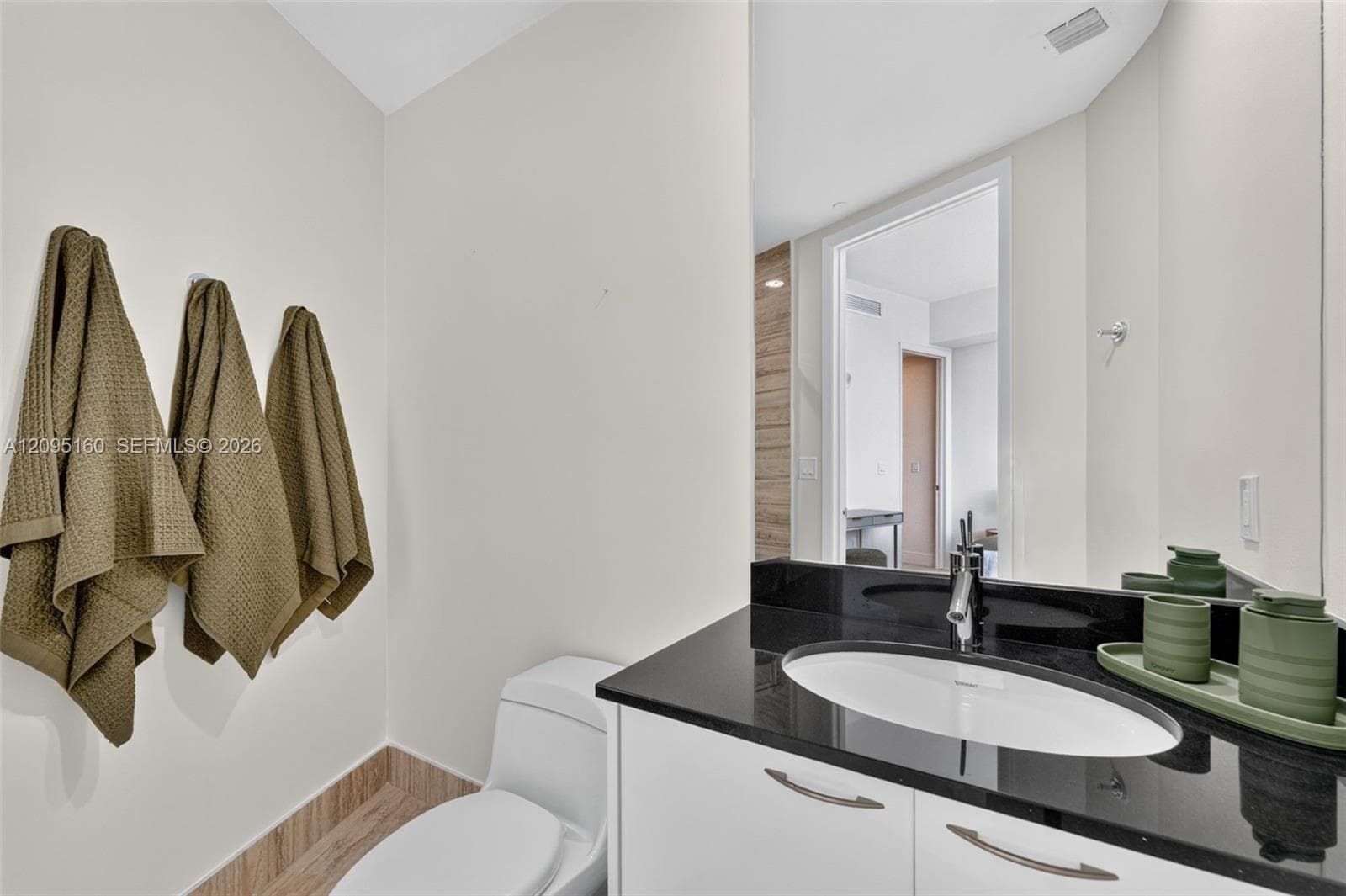 Trump Tower I · #2606 in Sunny Isles Beach - Photo 25