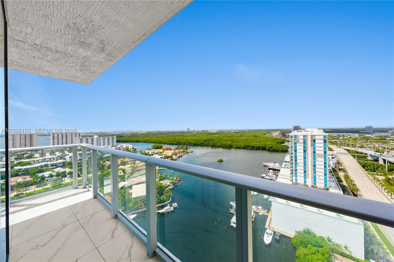 Parque Towers · #5-2302 in Sunny Isles Beach - Photo 32
