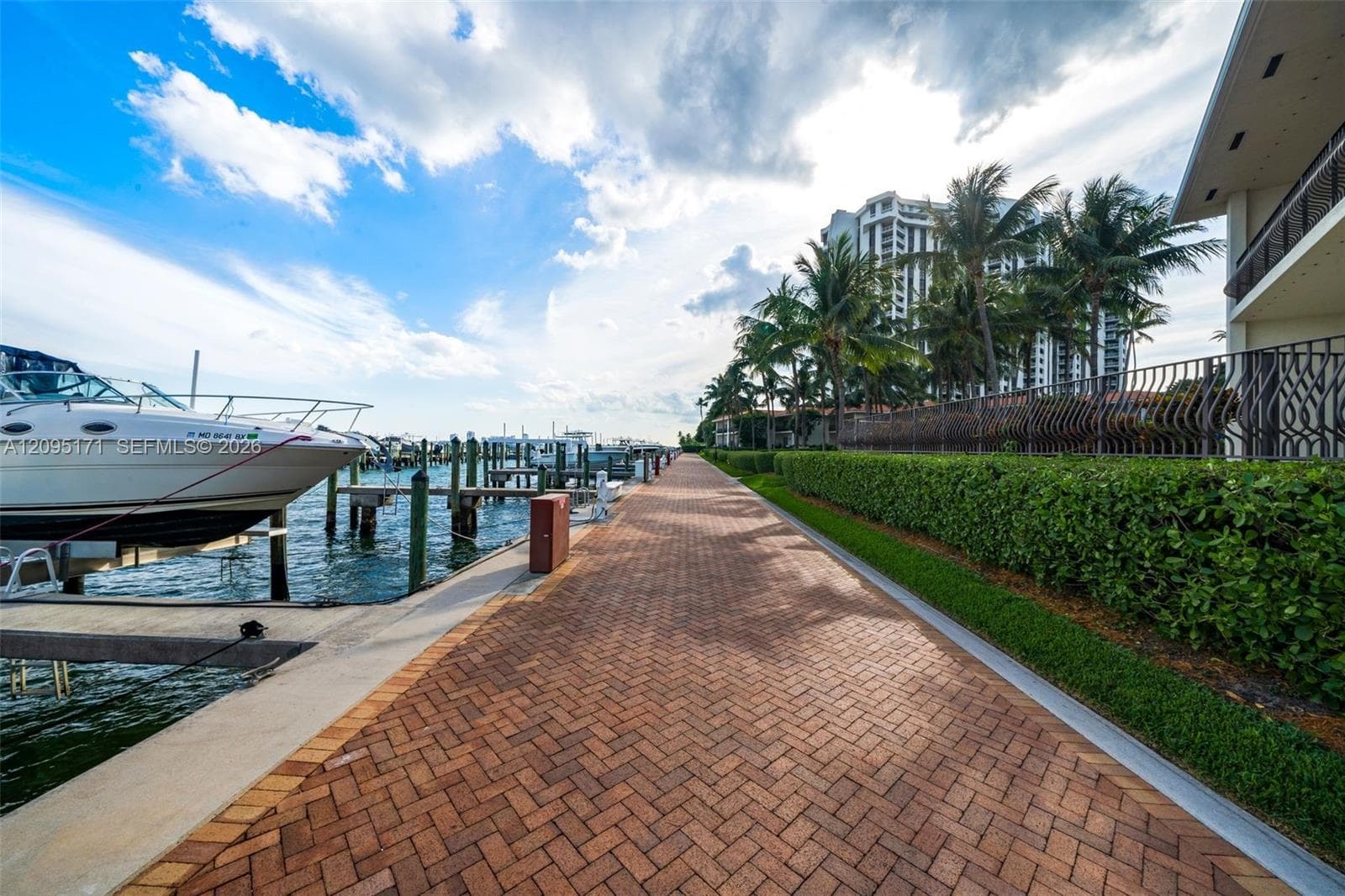 TOWERS OF QUAYSIDE CONDO · #PH-3 in Miami - Photo 18