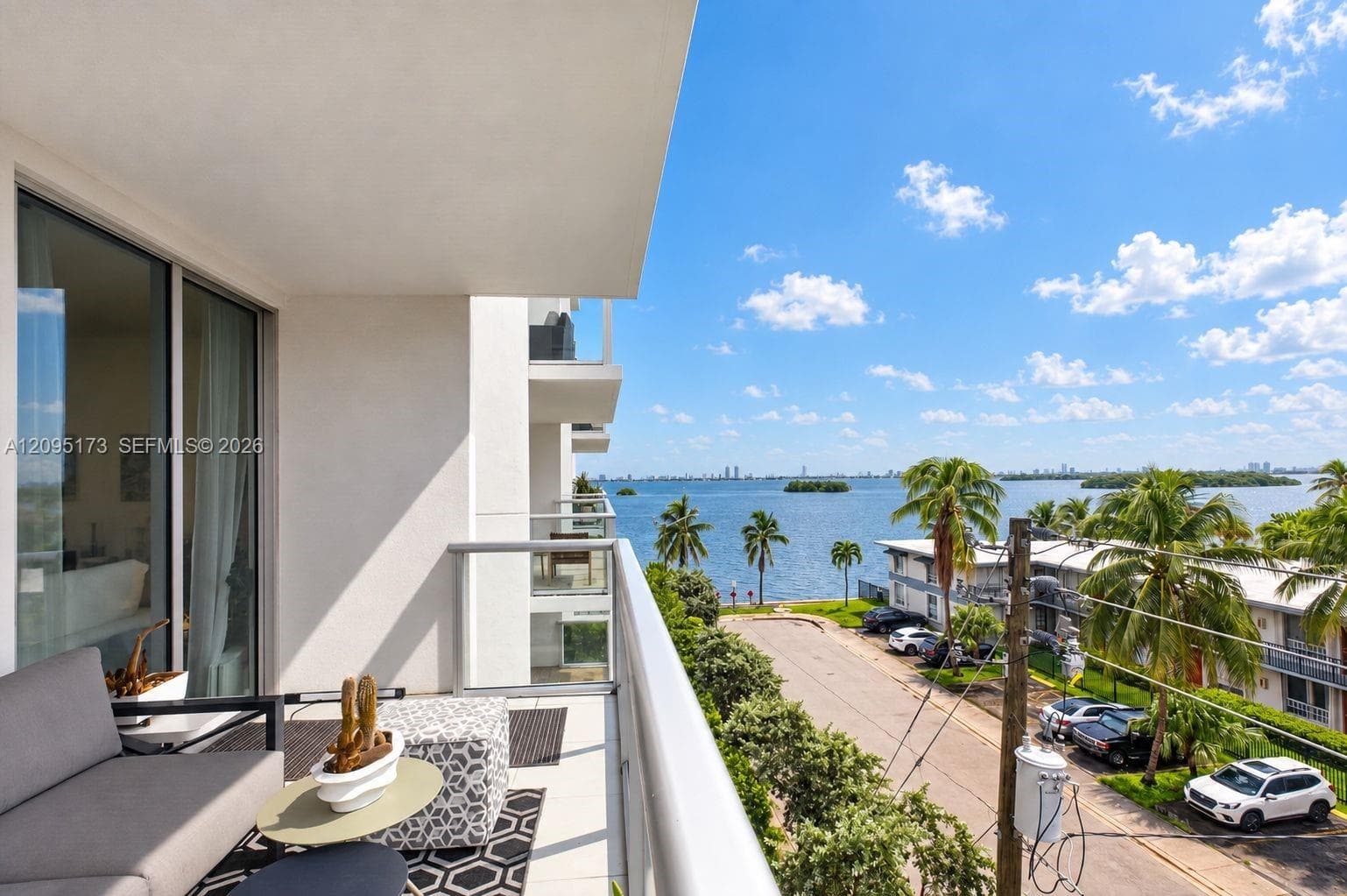 IOS ON THE BAY CONDO · #412 in Miami - Photo 7