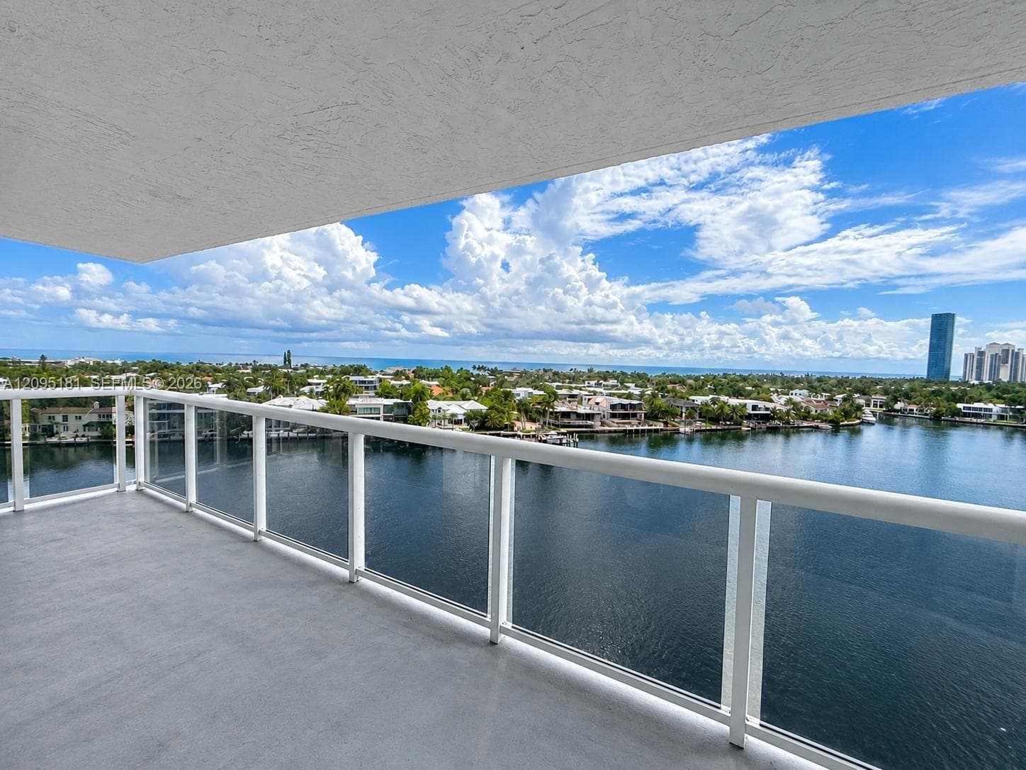 WATERVIEW CONDO · #1044 in Aventura - Photo 3