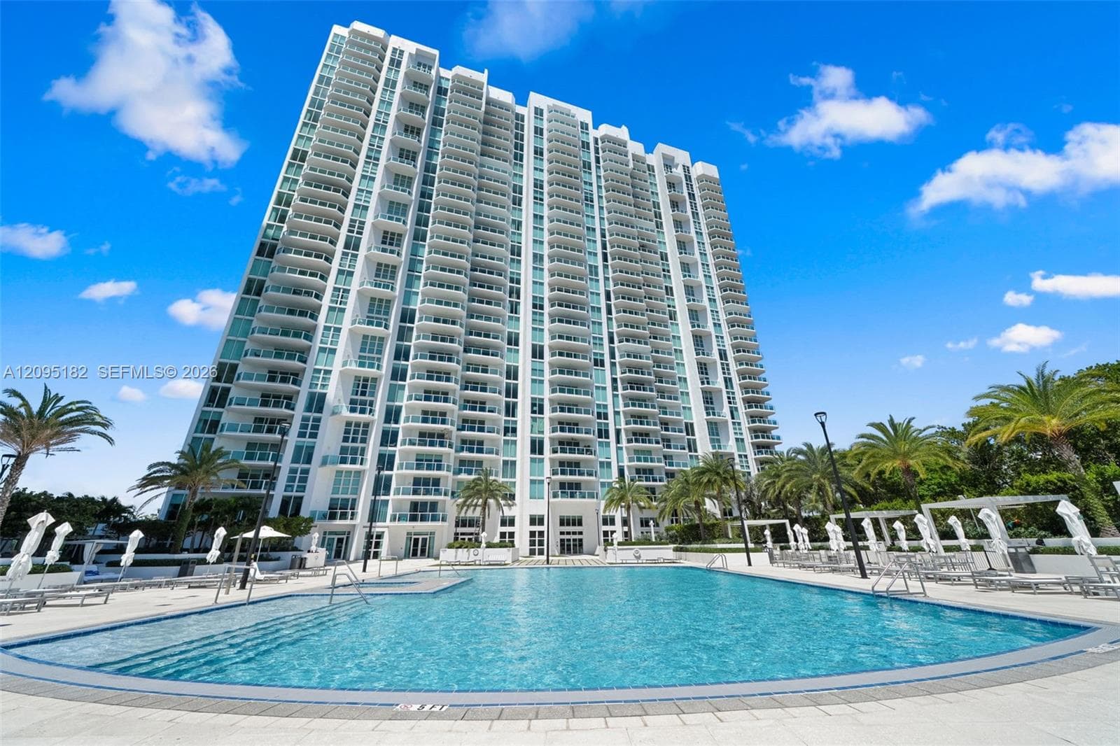 Peninsula I · #2001 in Aventura - Photo 80