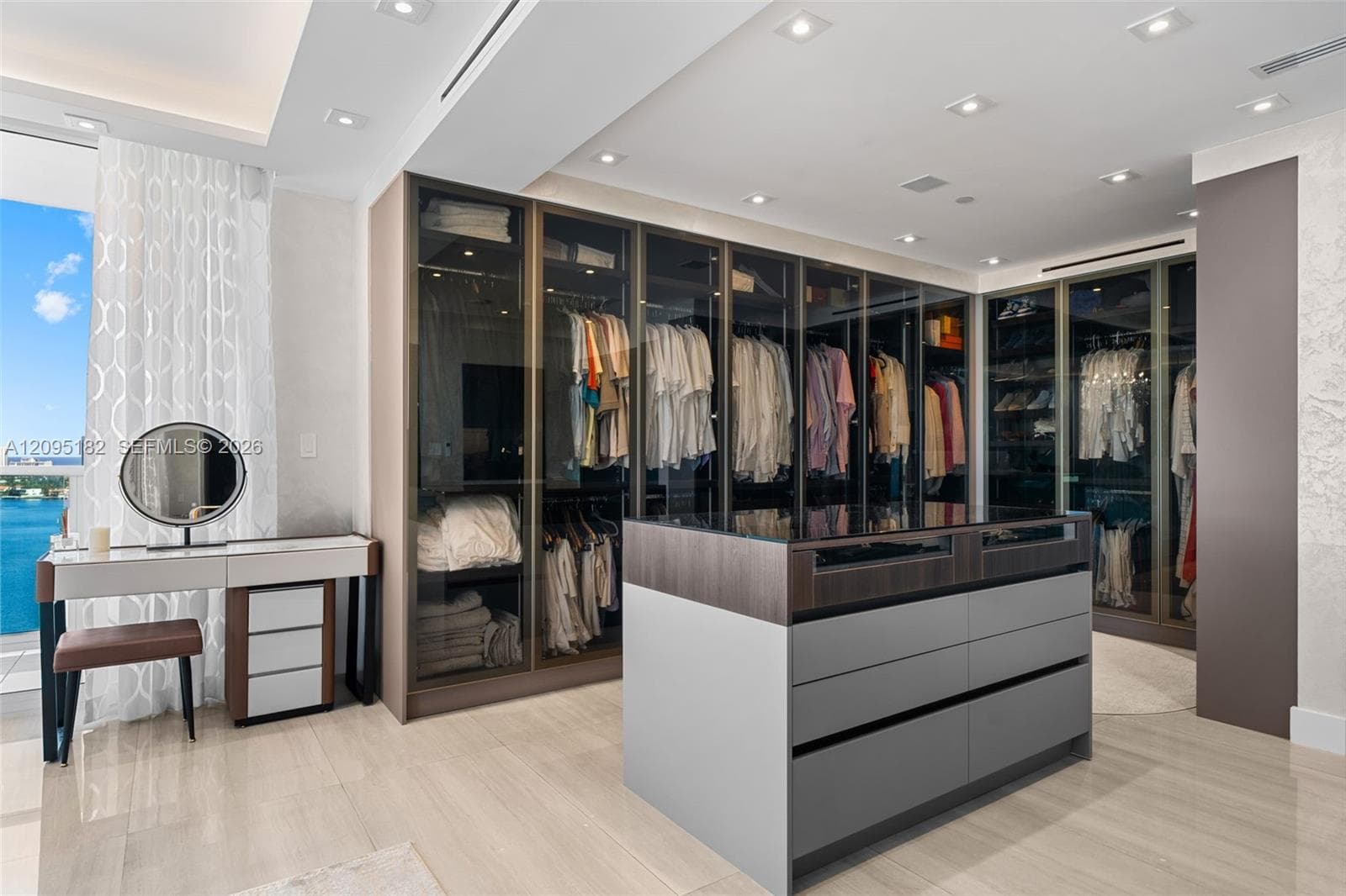 Peninsula I · #2001 in Aventura - Photo 36