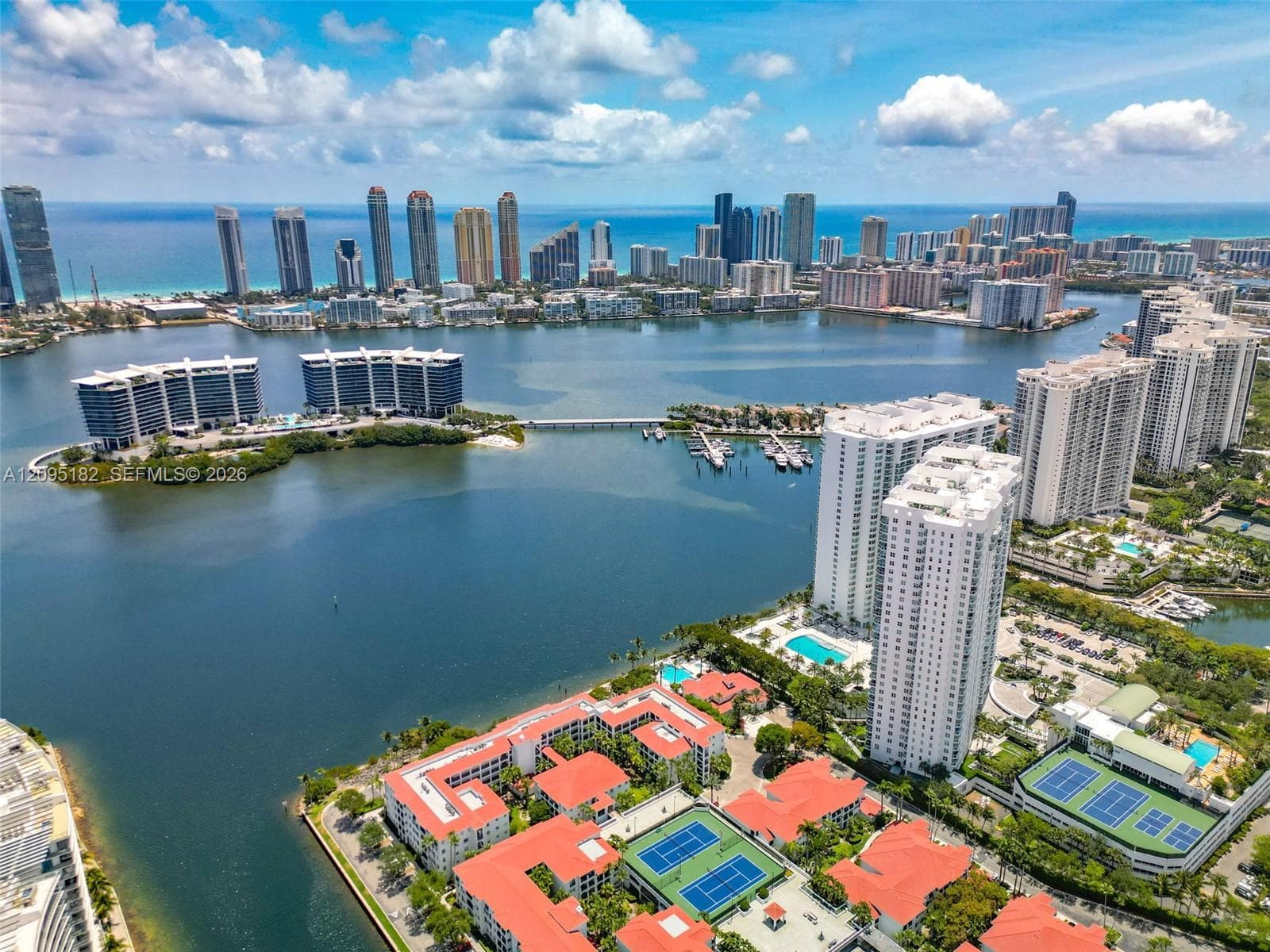 Peninsula I · #2001 in Aventura - Photo 92
