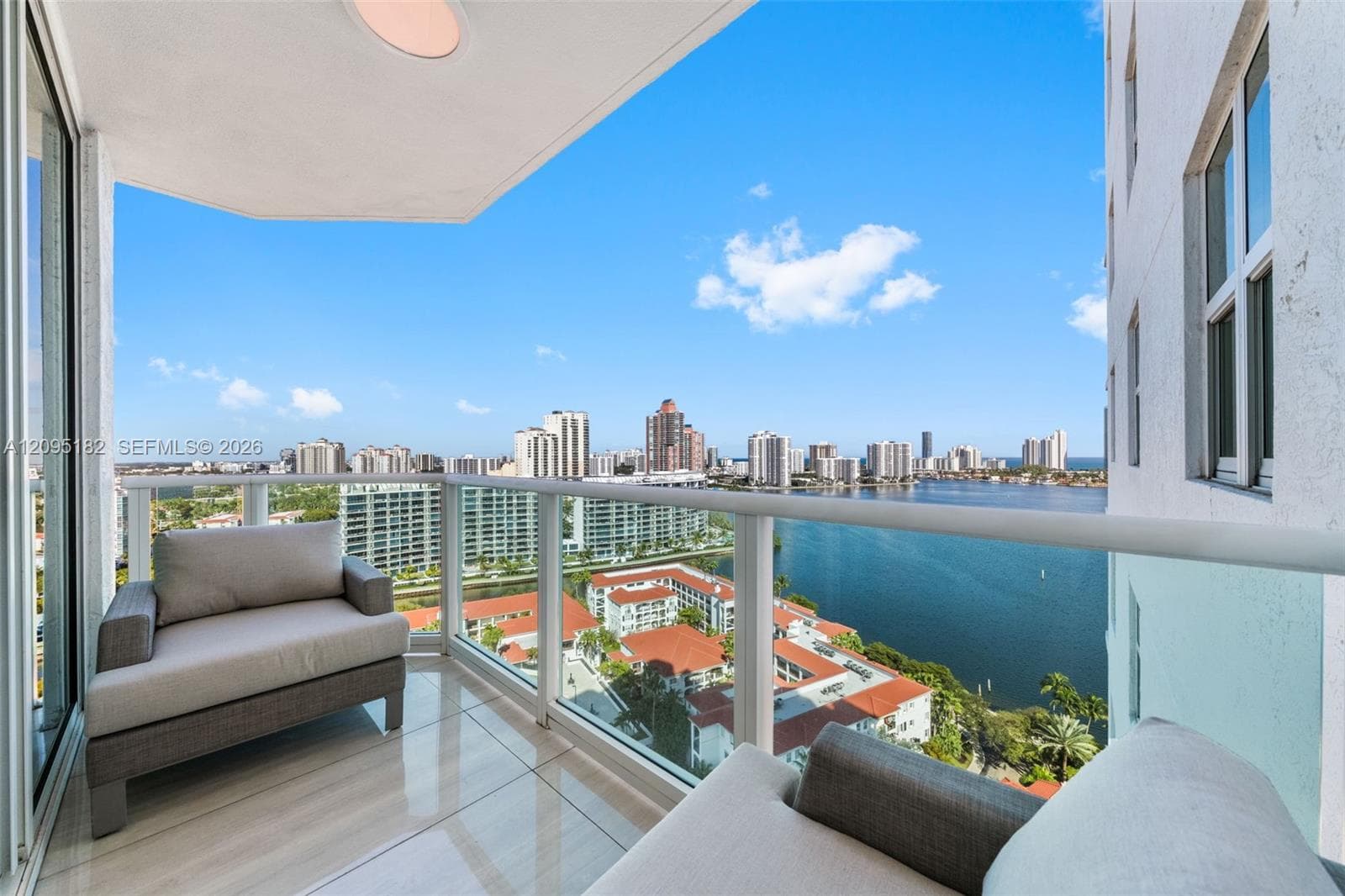 Peninsula I · #2001 in Aventura - Photo 39