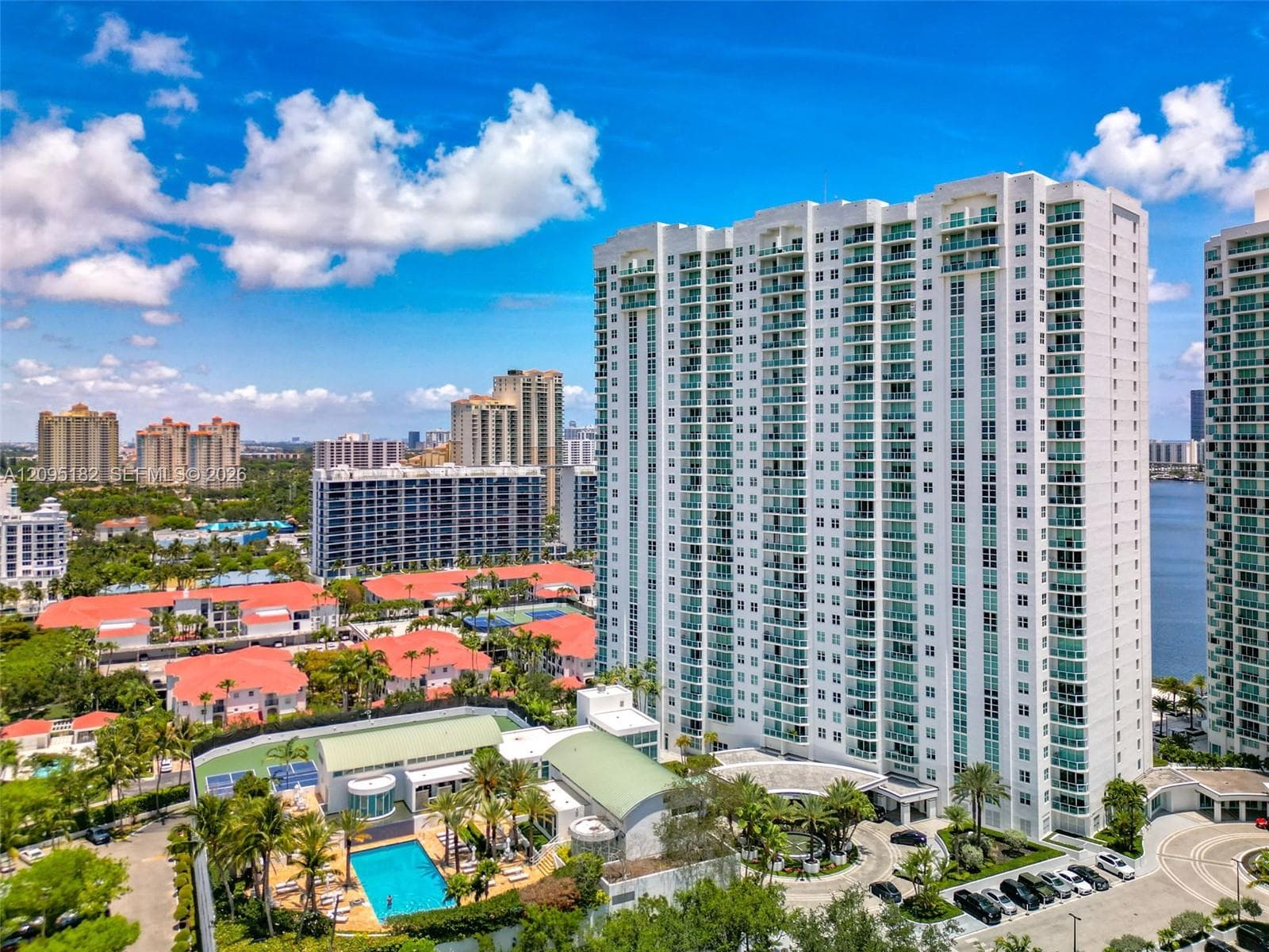 Peninsula I · #2001 in Aventura - Photo 85