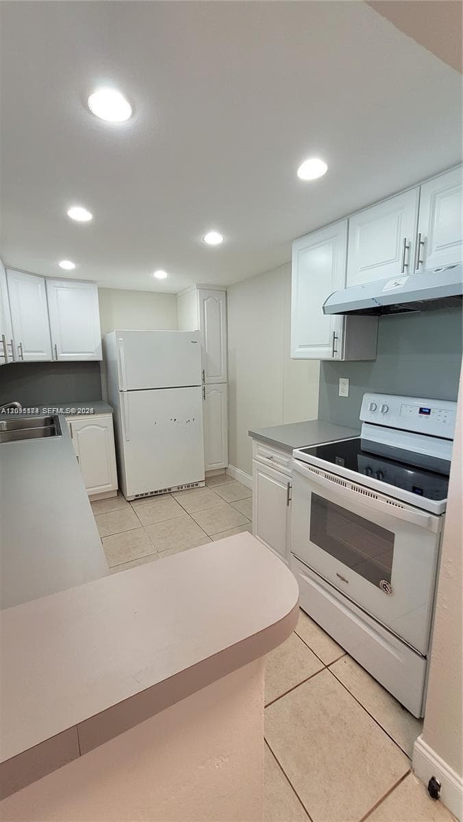 BAYVIEW PALMS CONDO · #428 in North Miami - Photo 12