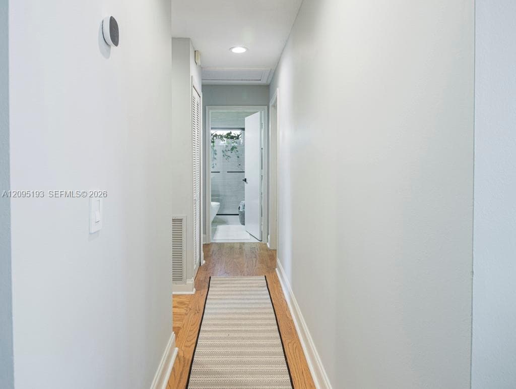 12911 Upper Cove Dr photo 17