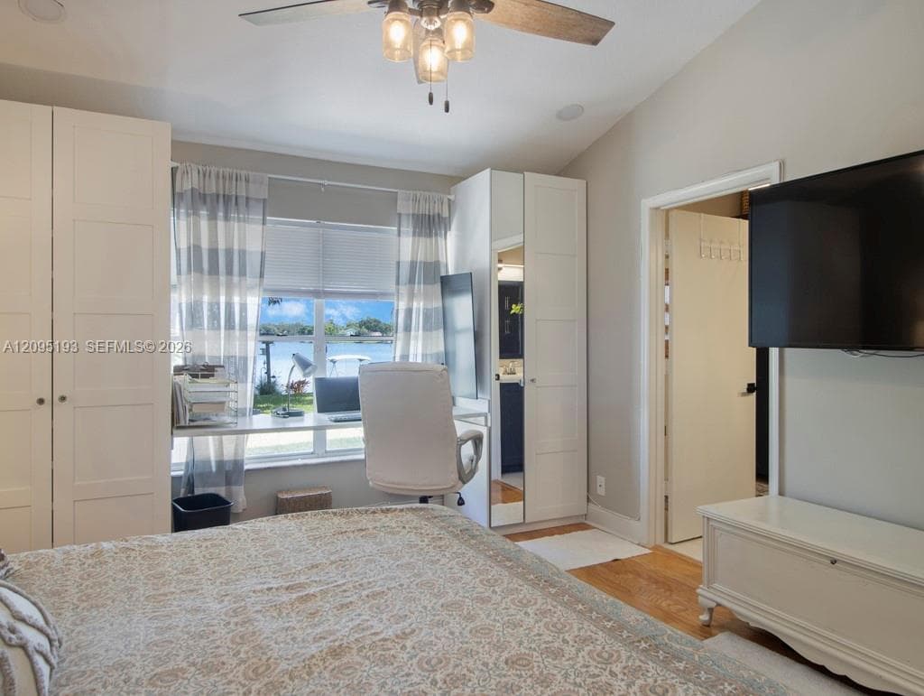 12911 Upper Cove Dr photo 20