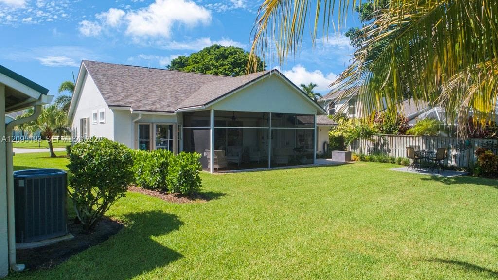 12911 Upper Cove Dr photo 30