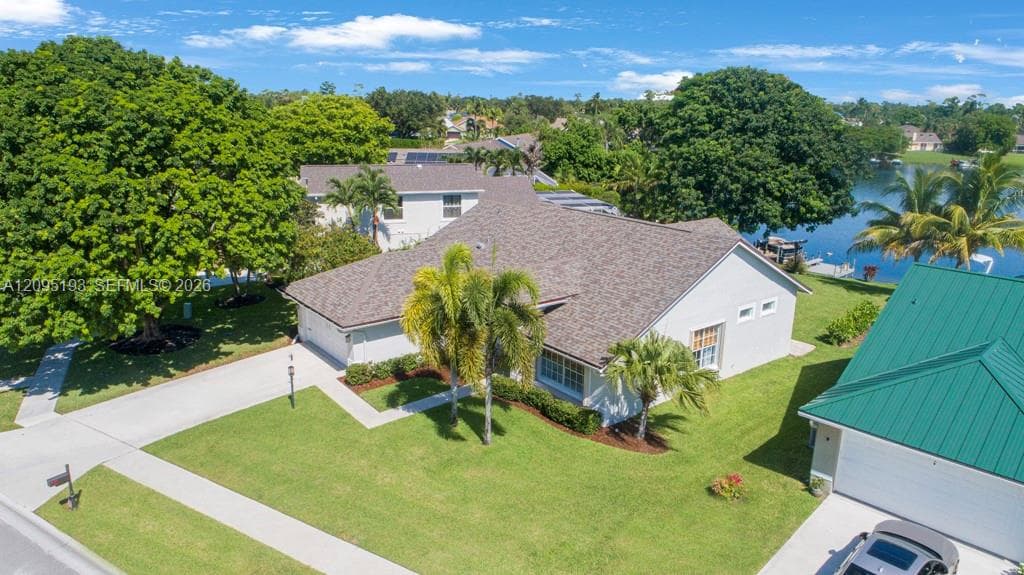 12911 Upper Cove Dr photo 33